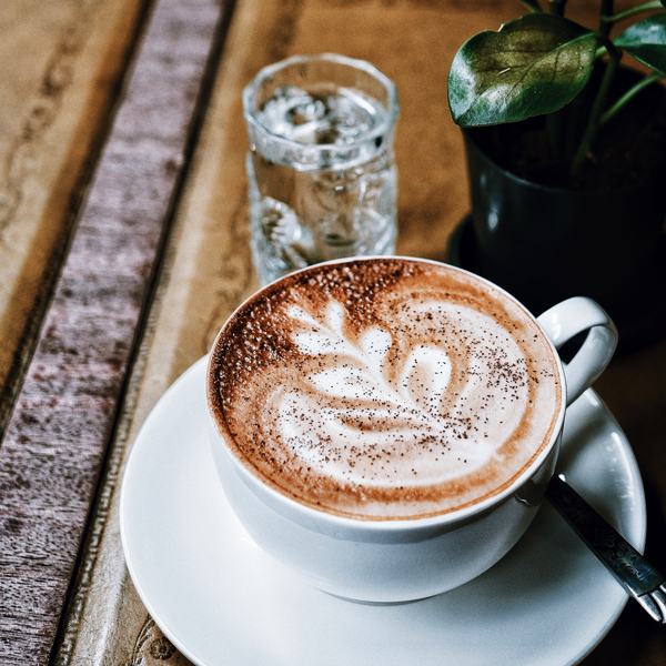 Cappuccino mit Latte Art gemacht mit House Blend Espresso von carabica  Kaffeebohnen vom Kaffee Online Shop